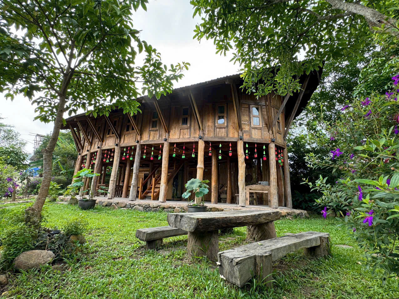 Nhà sàn cộng đồng – Am Váp